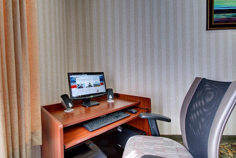 Baymont By Wyndham Kirksville University Area Extérieur photo