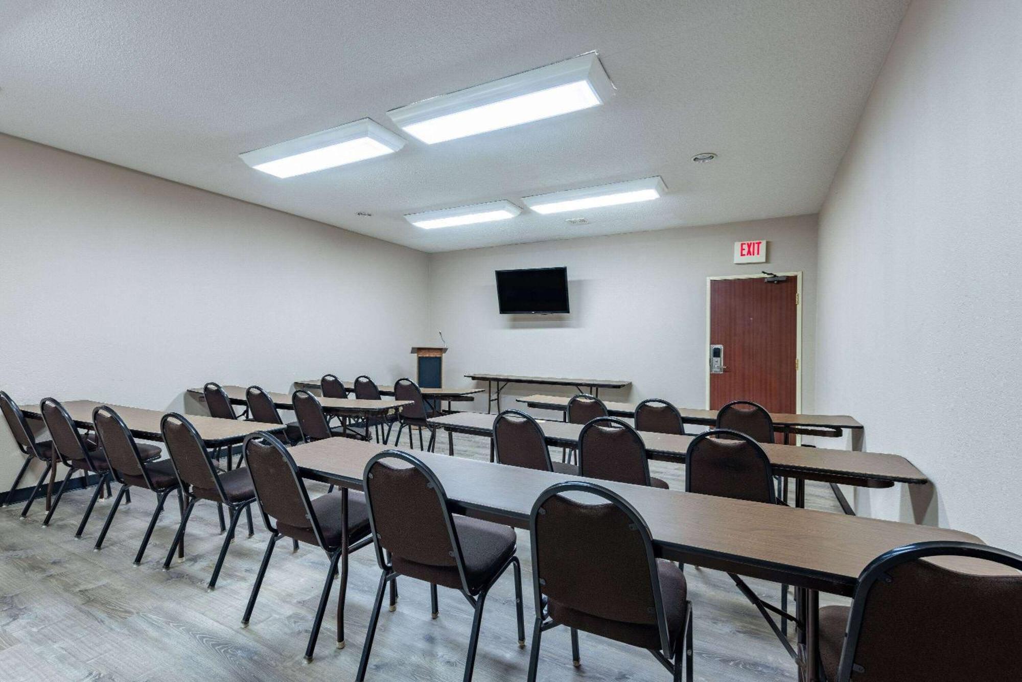 Baymont By Wyndham Kirksville University Area Extérieur photo