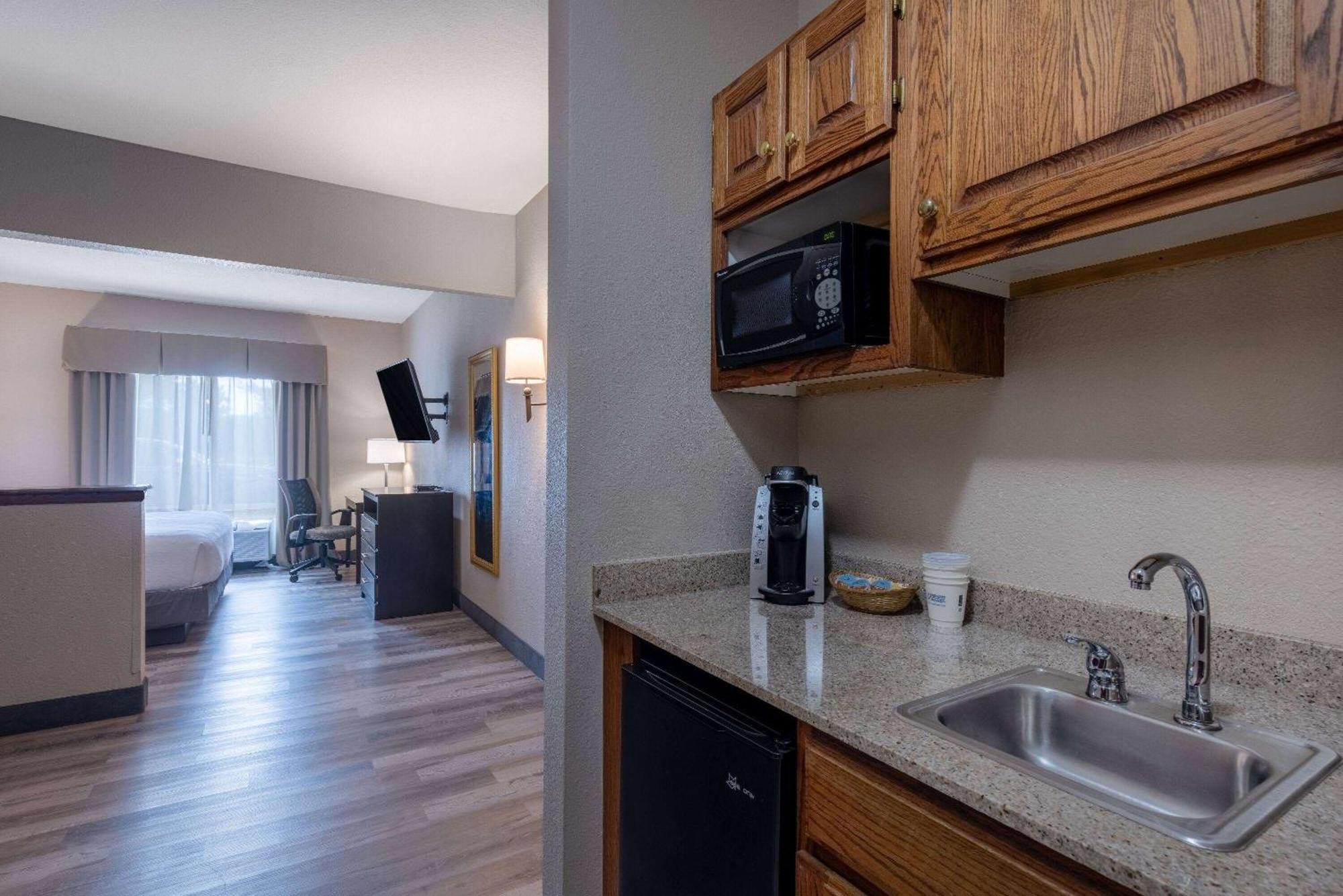 Baymont By Wyndham Kirksville University Area Extérieur photo