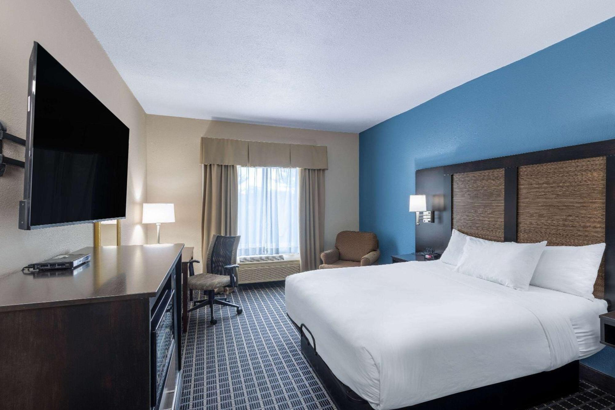 Baymont By Wyndham Kirksville University Area Extérieur photo