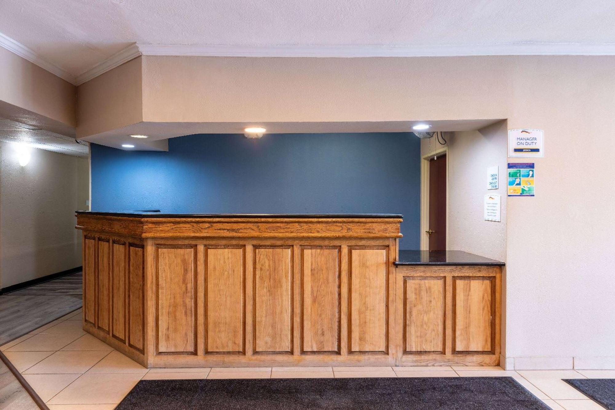 Baymont By Wyndham Kirksville University Area Extérieur photo