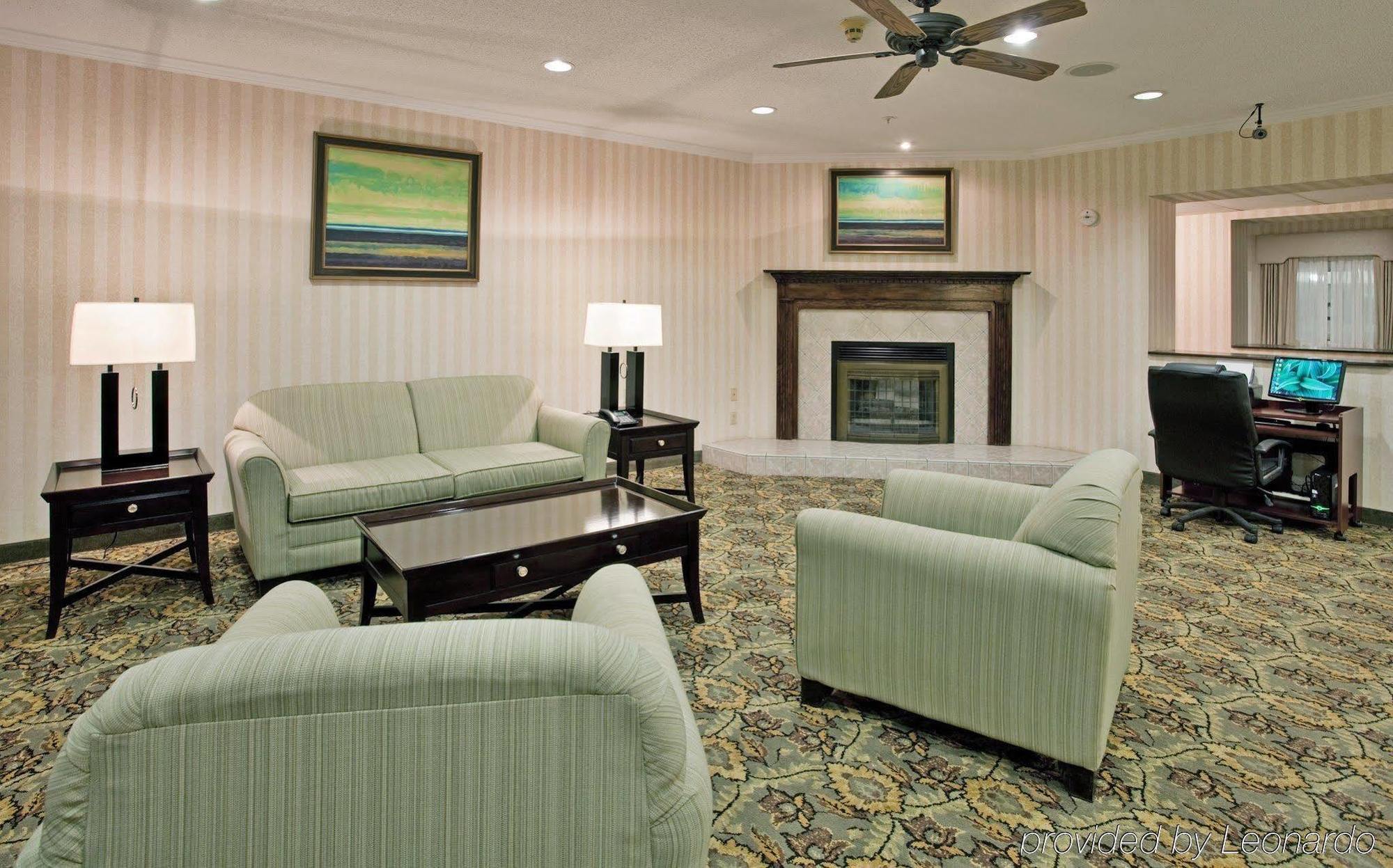Baymont By Wyndham Kirksville University Area Intérieur photo